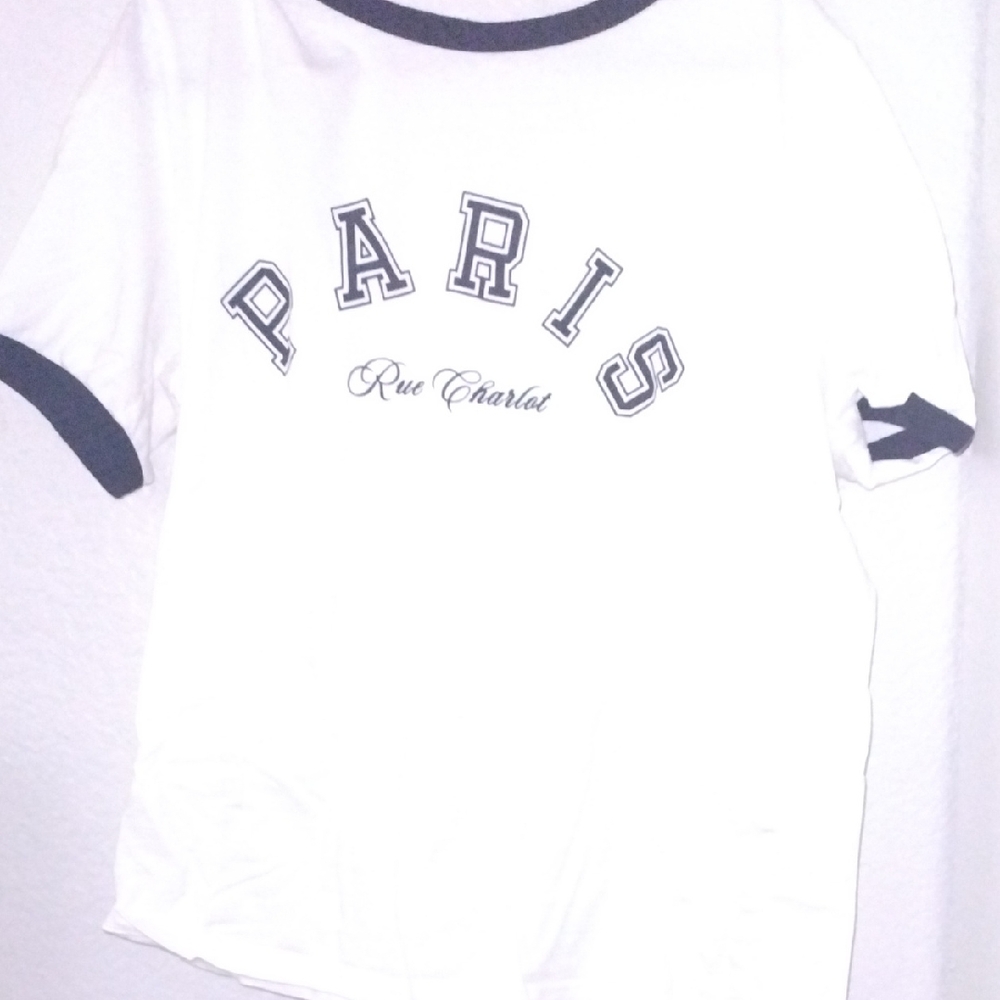 H&M White and Black Graphic Tee